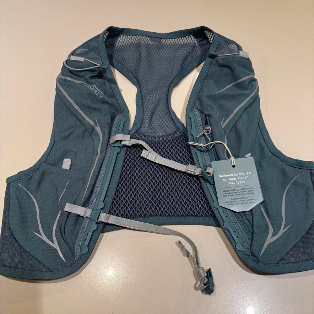 Osprey Blue Hydration Vest NWT